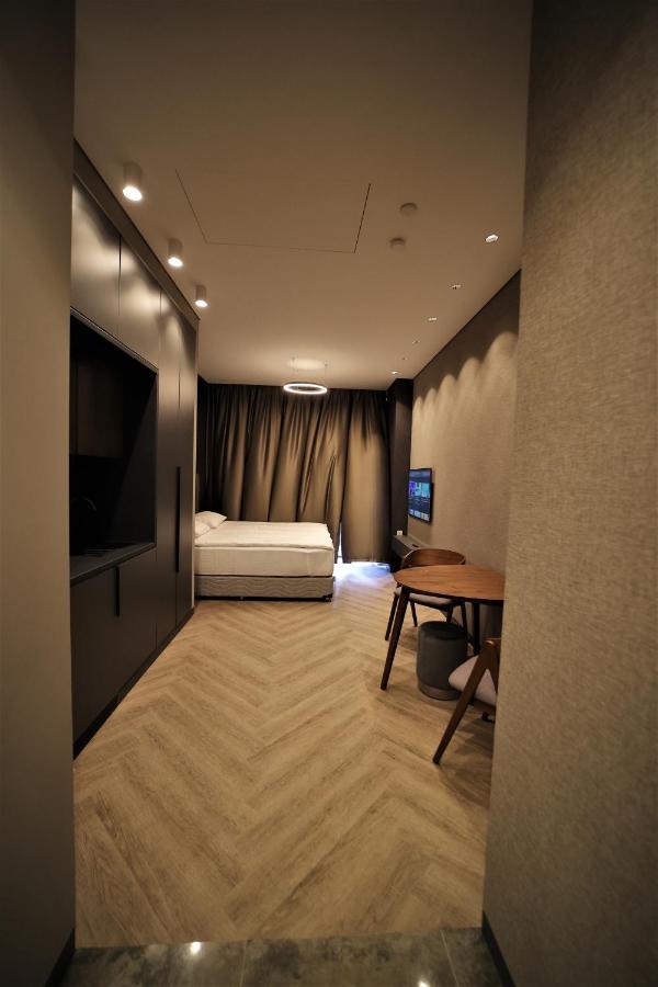 Avenue Residence By Ay North Avenue เยเรวาน ภายนอก รูปภาพ